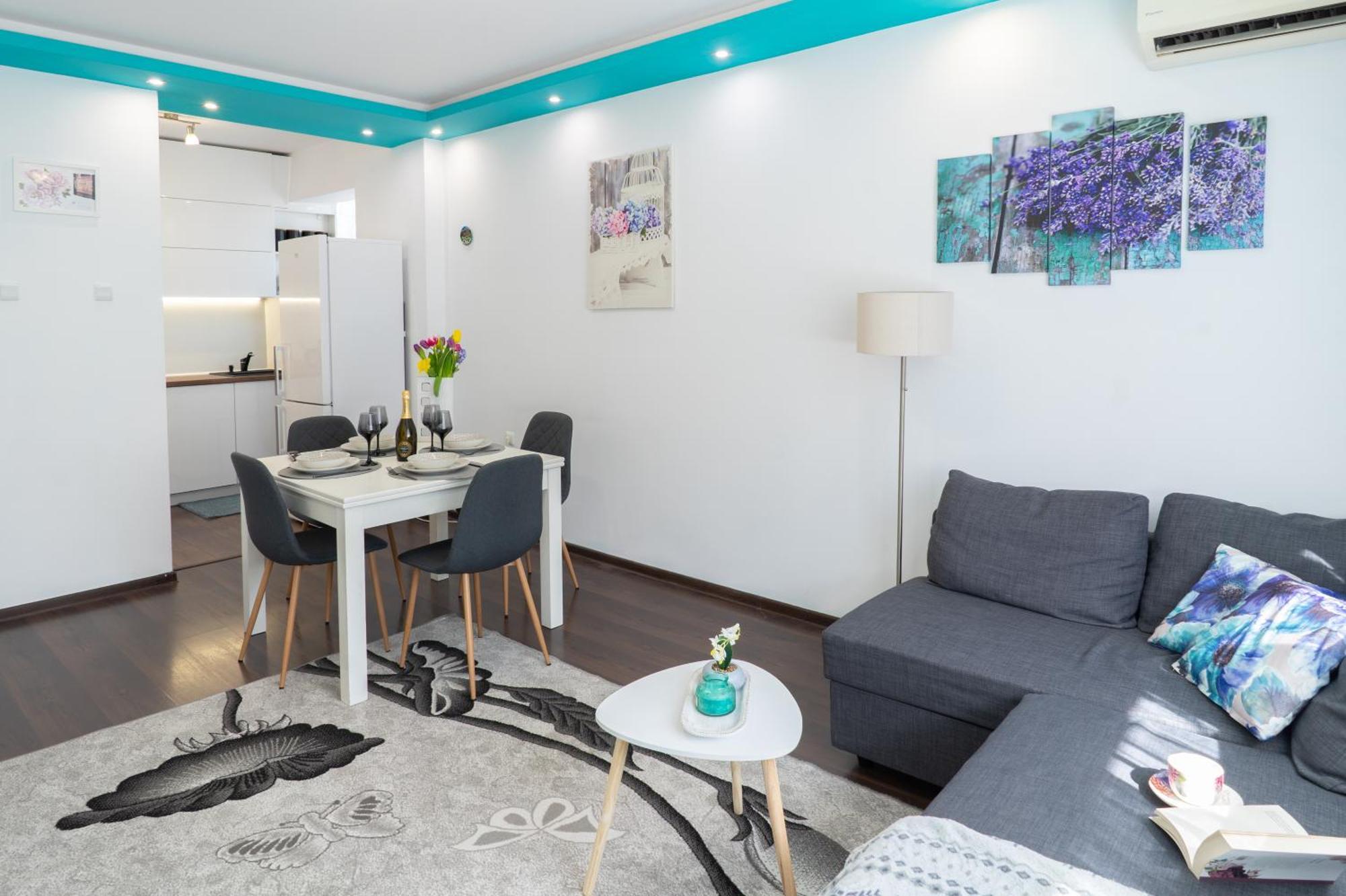Luxury 2 Bedroom Apartment In Central فارنا المظهر الخارجي الصورة