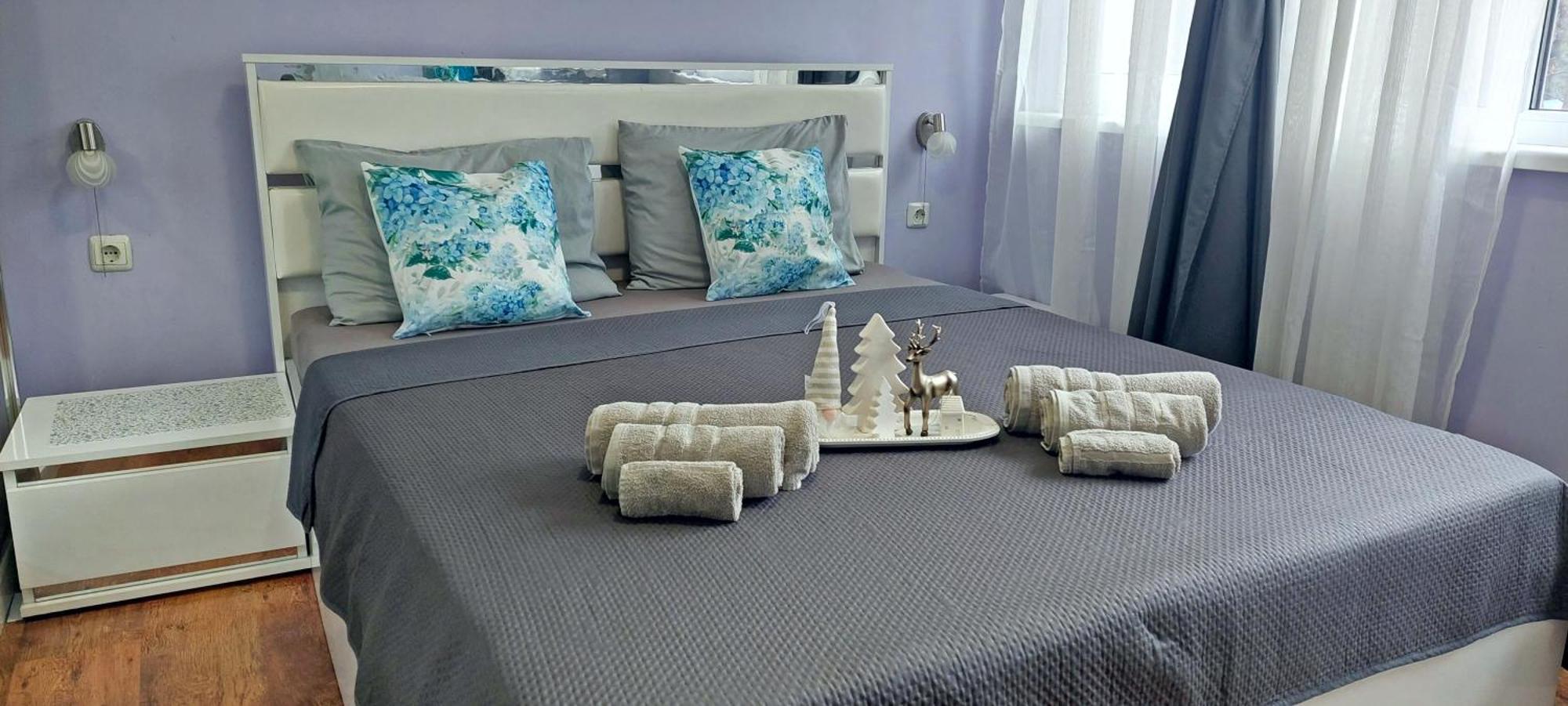 Luxury 2 Bedroom Apartment In Central فارنا المظهر الخارجي الصورة